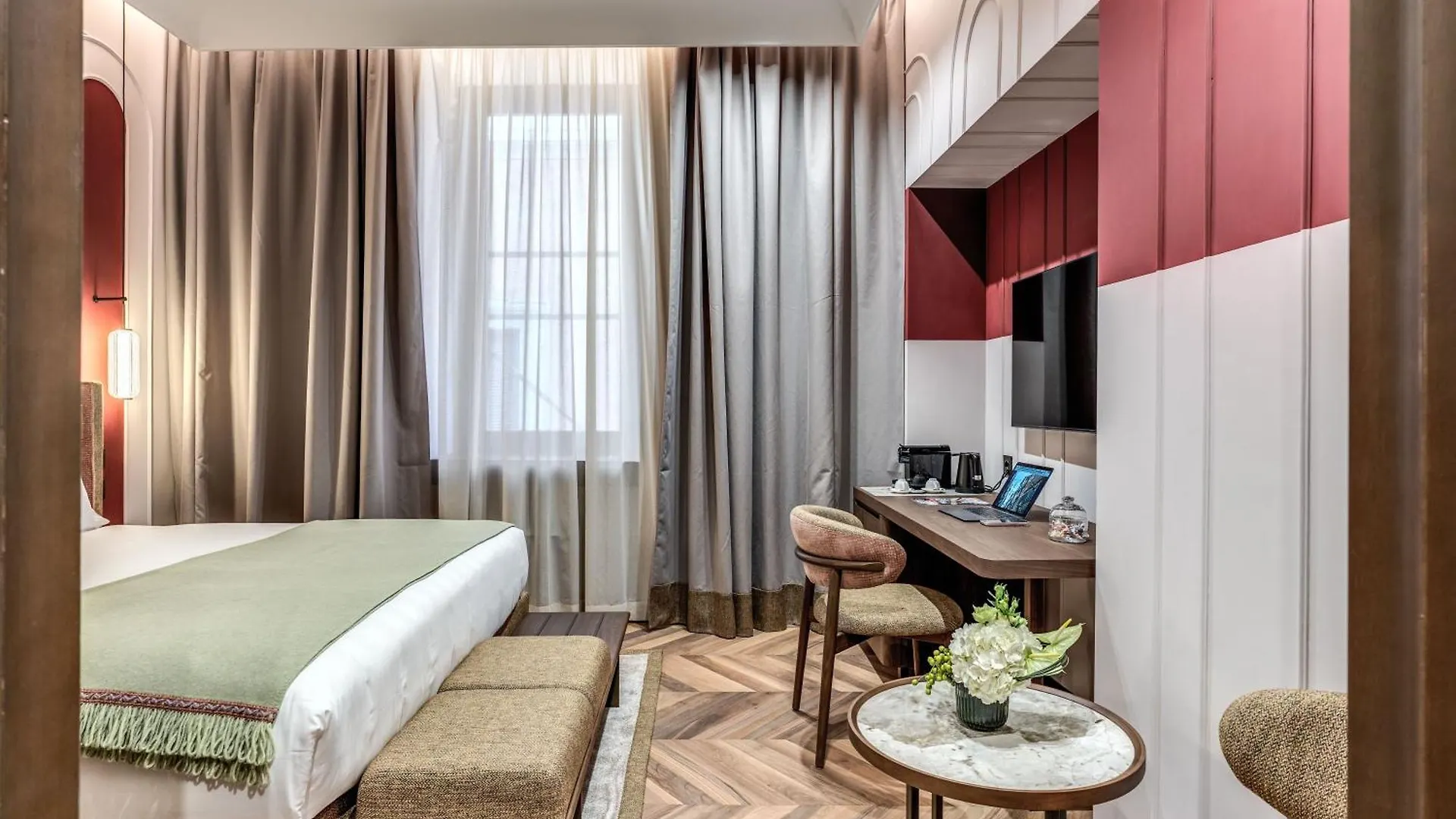 Hotel The Steps At Eitch Belsiana Roma