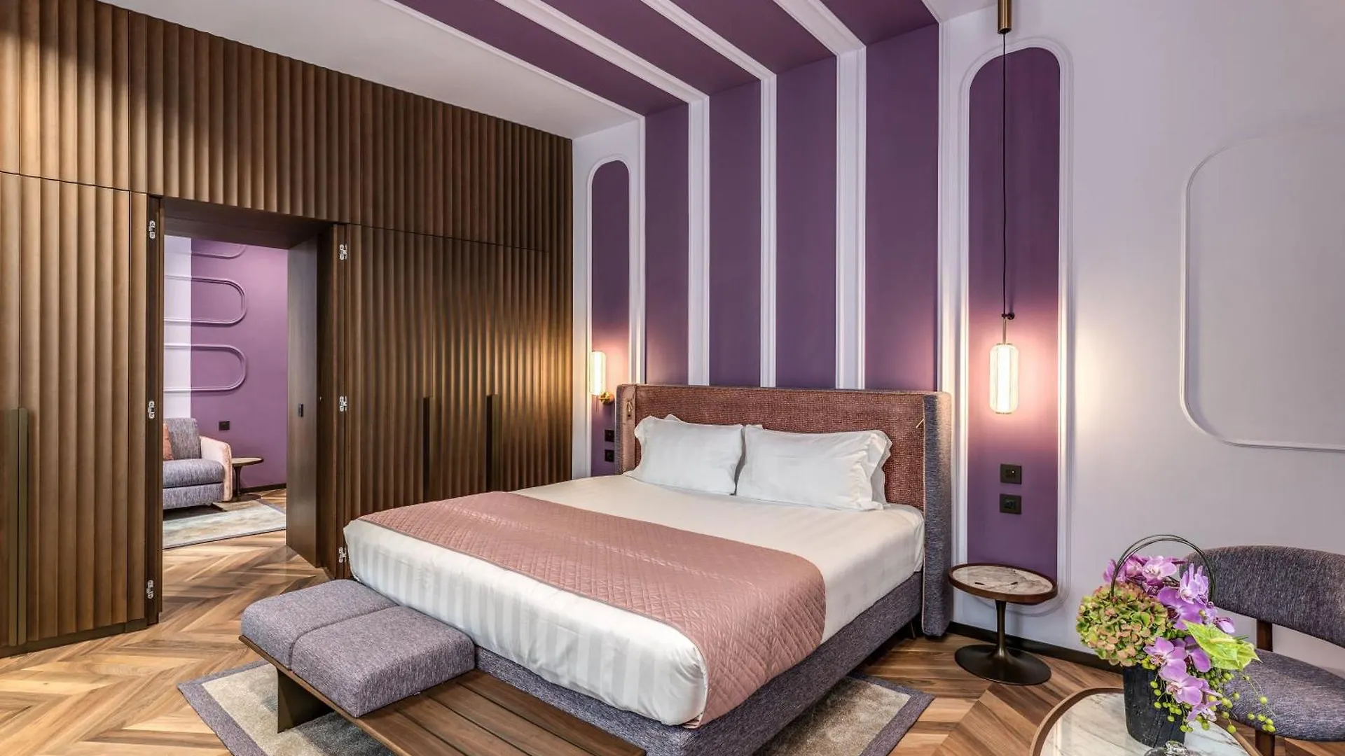 The Steps Hotel - By Eitch Collection Rom