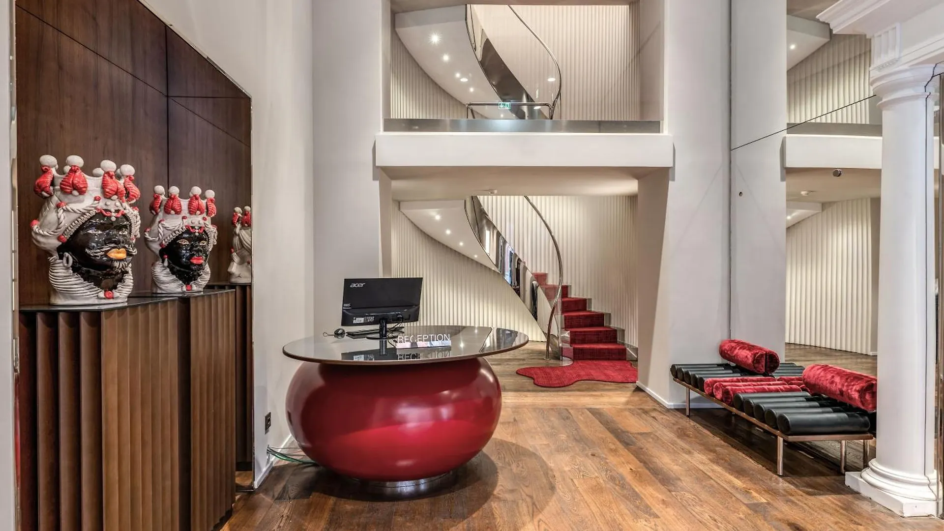 The Steps At Eitch Belsiana Hotel Rome